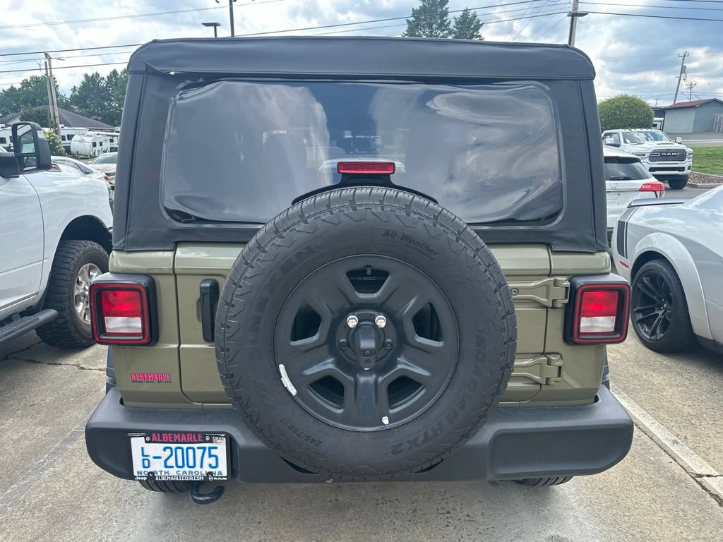 Used 2026 Jeep Wrangler Sport AWD/4WD image 5