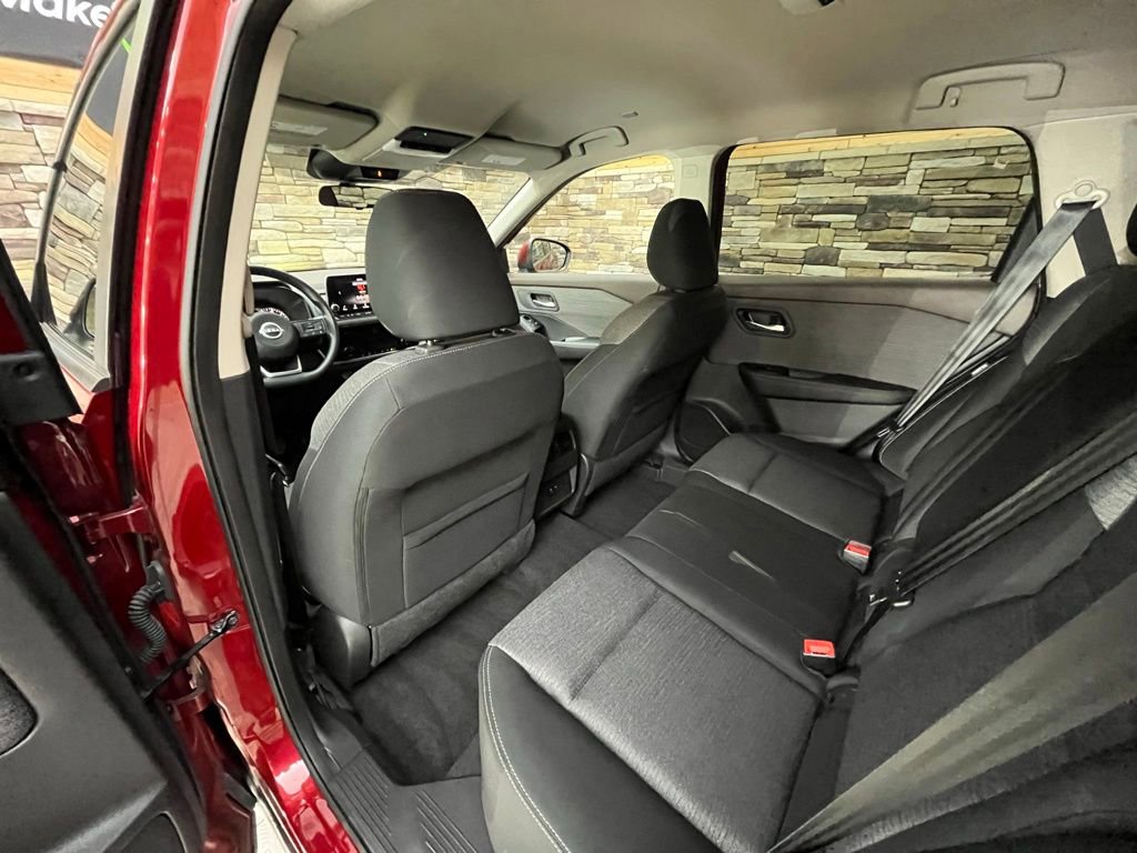 Used 2022 Nissan Rogue SV AWD/4WD image 32