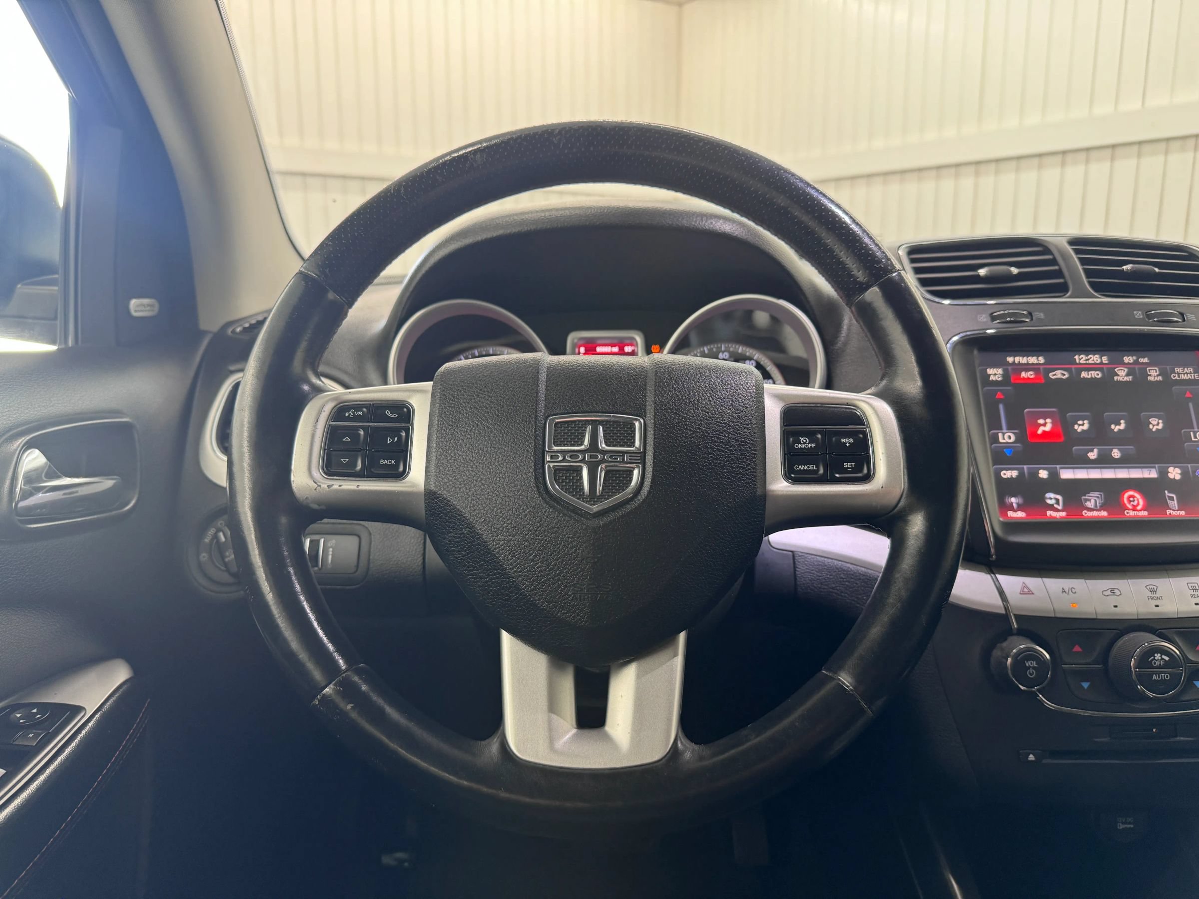 Used 2015 Dodge Journey R/T w/ Flexible Seating Group FWD image 20