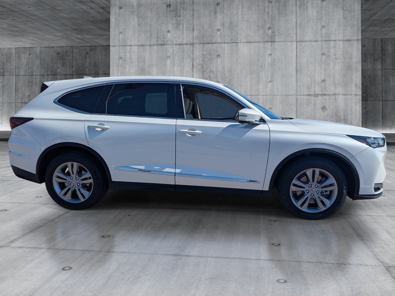 Certified 2025 Acura MDX FWD image 6