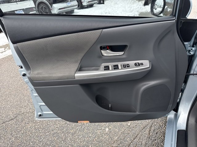 Used 2013 Toyota Prius V Three image 12