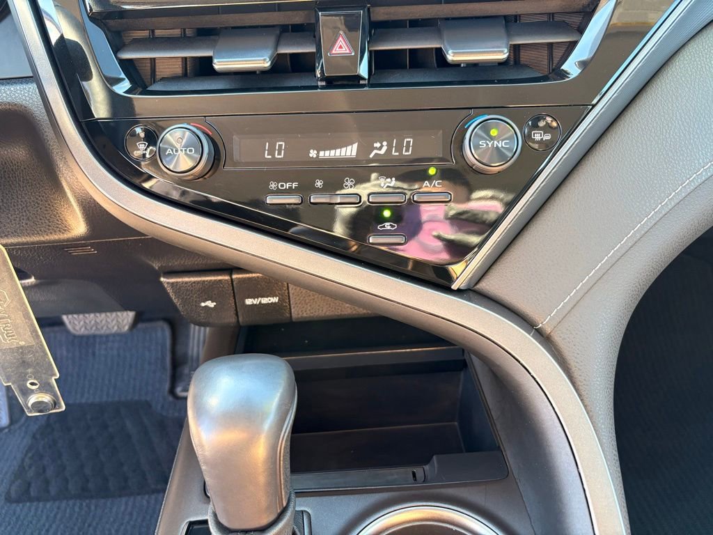 Used 2023 Toyota Camry SE image 20