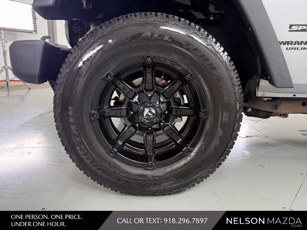 Used 2017 Jeep Wrangler Unlimited Sport w/ Quick Order Package 24S AWD/4WD image 11
