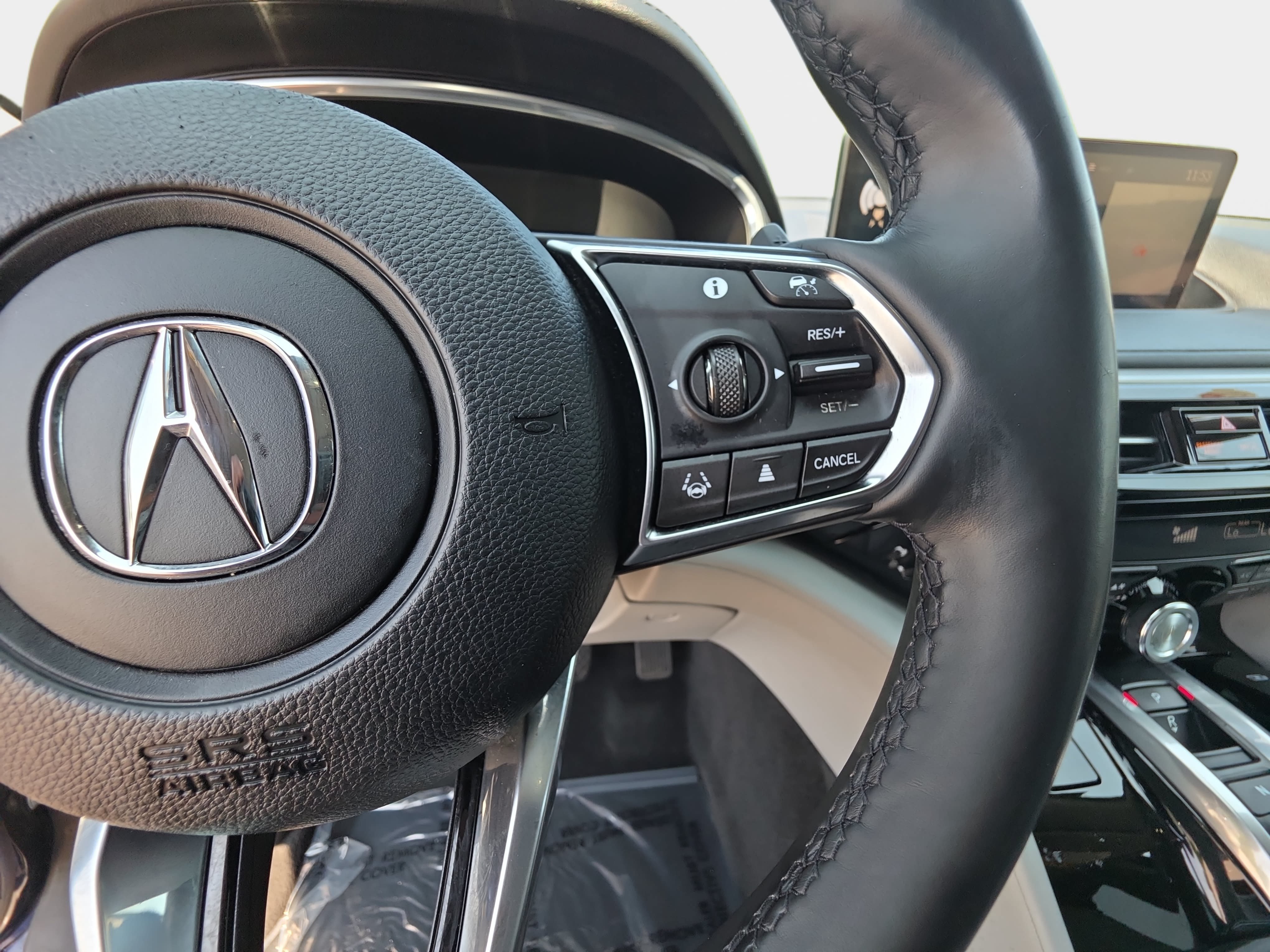 Used 2023 Acura MDX SH-AWD w/ Technology Package image 20