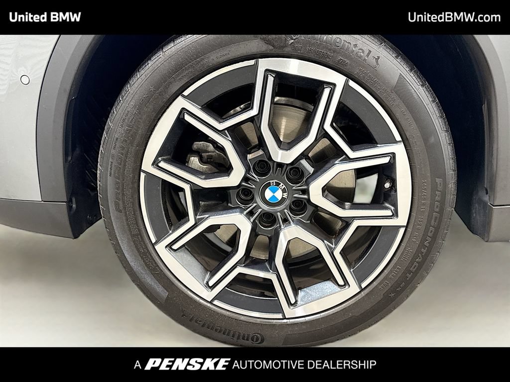 Used 2025 BMW X2 xDrive28i w/ Premium Package AWD/4WD image 2