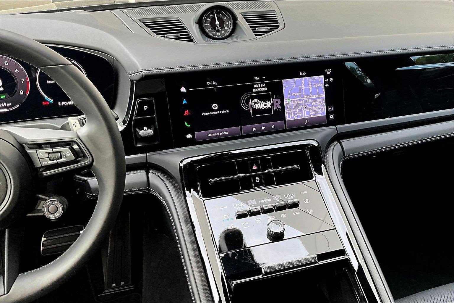 Used 2025 Porsche Panamera 4 image 6