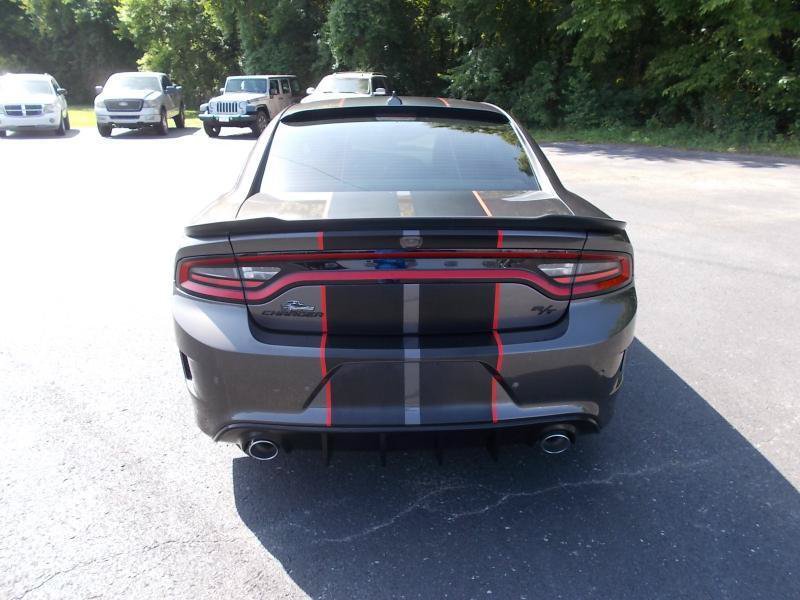 Used 2020 Dodge Charger R/T w/ Blacktop Package RWD image 15