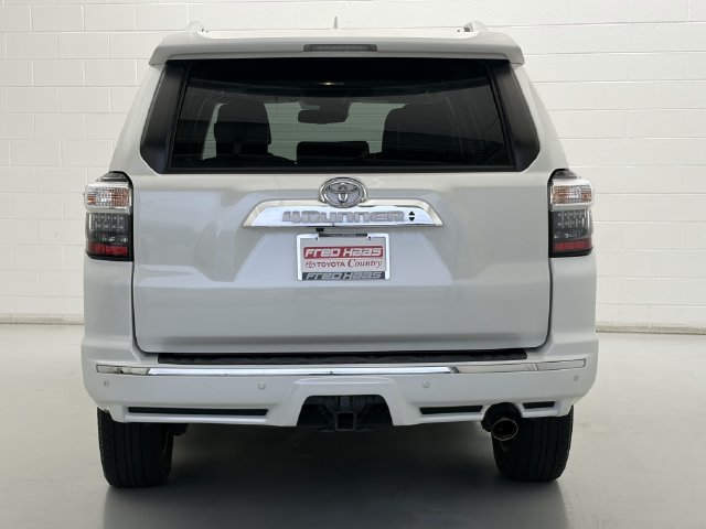 Used 2022 Toyota 4Runner Limited RWD image 7