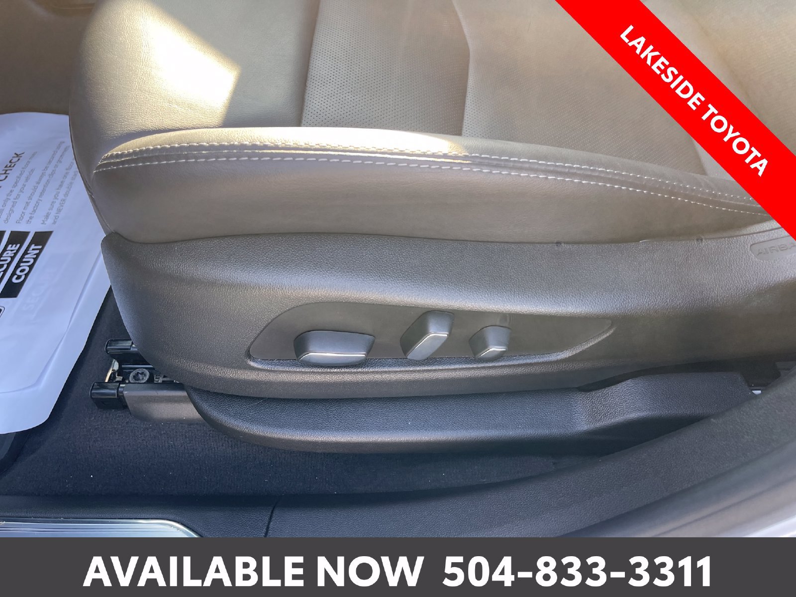 Used 2025 Cadillac XT5 Sportv w/ Technology Package AWD/4WD image 28
