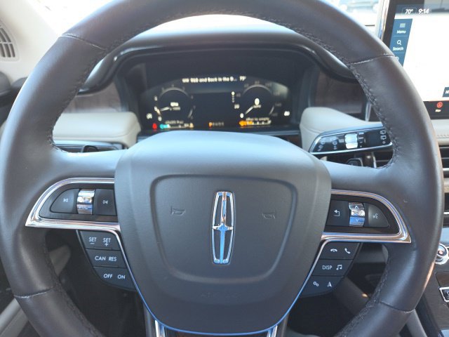 Used 2023 Lincoln Nautilus Reserve w/ Luxury Package AWD/4WD image 36