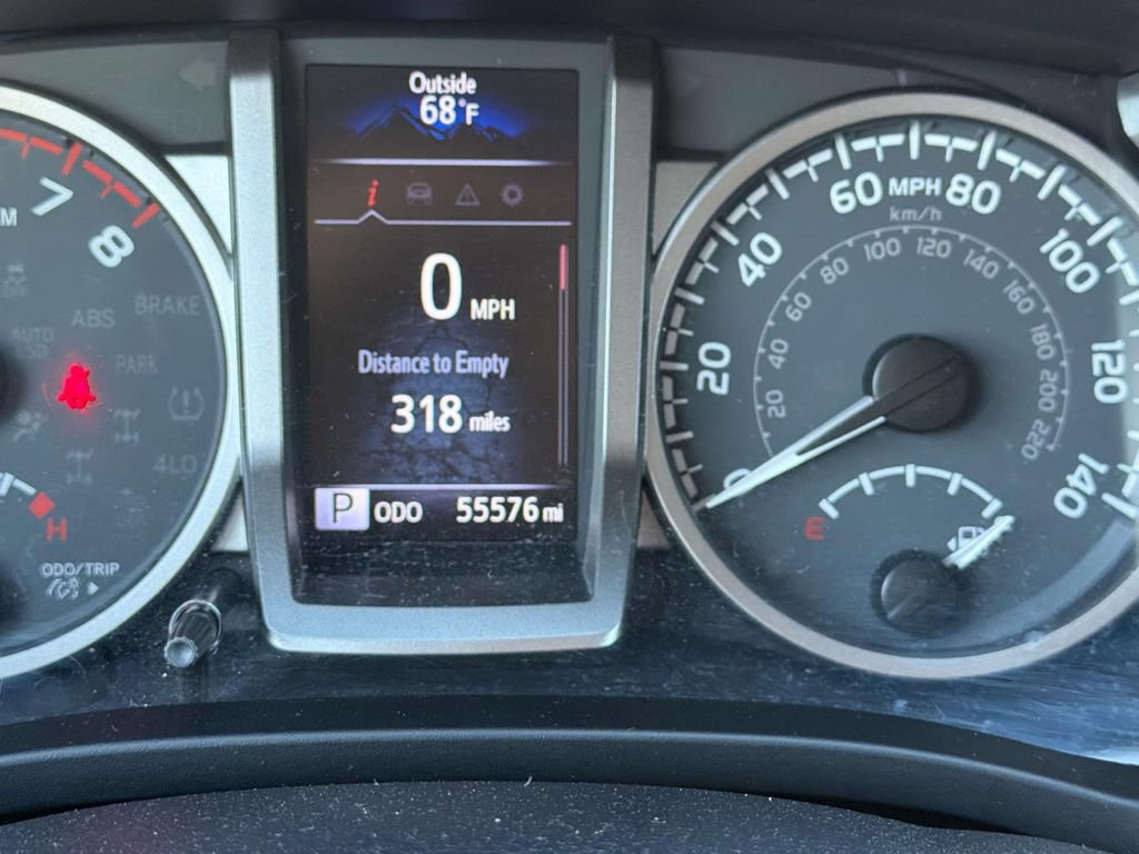 Certified 2022 Toyota Tacoma SR5 w/ Technology Package AWD/4WD image 13