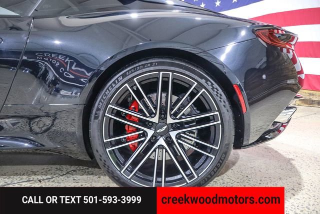 Used 2024 Aston Martin DB12 Coupe image 27