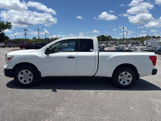 Used 2019 Nissan Titan S RWD image 3