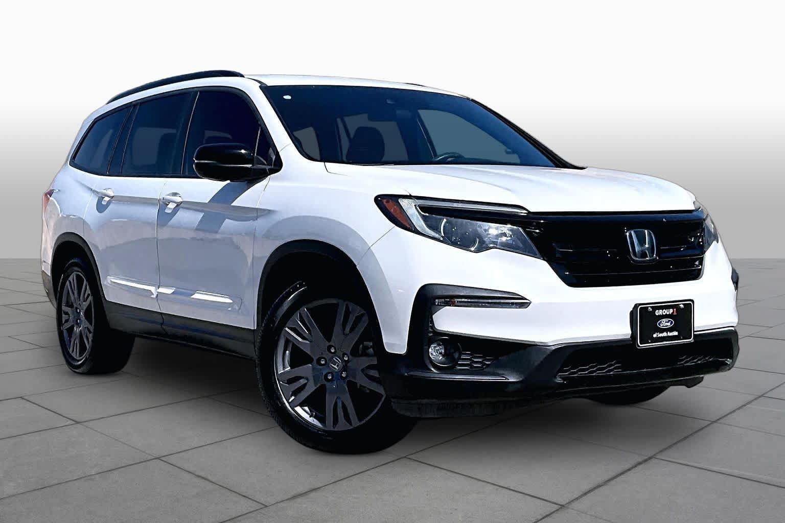 Used 2022 Honda Pilot Sport image 3