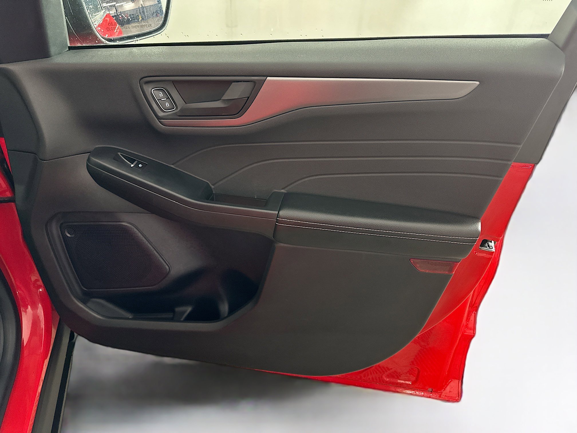 Used 2024 Ford Escape Active image 32