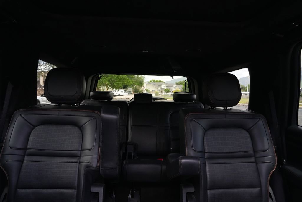 Used 2022 Lincoln Navigator Black Label AWD/4WD image 19