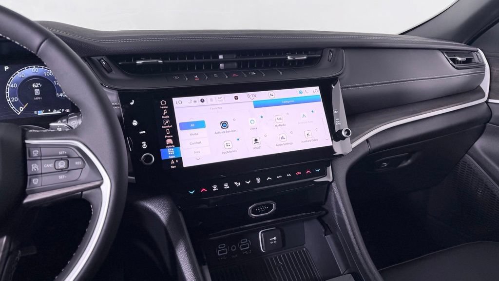 New 2027 Jeep Grand Cherokee Limited AWD/4WD image 22