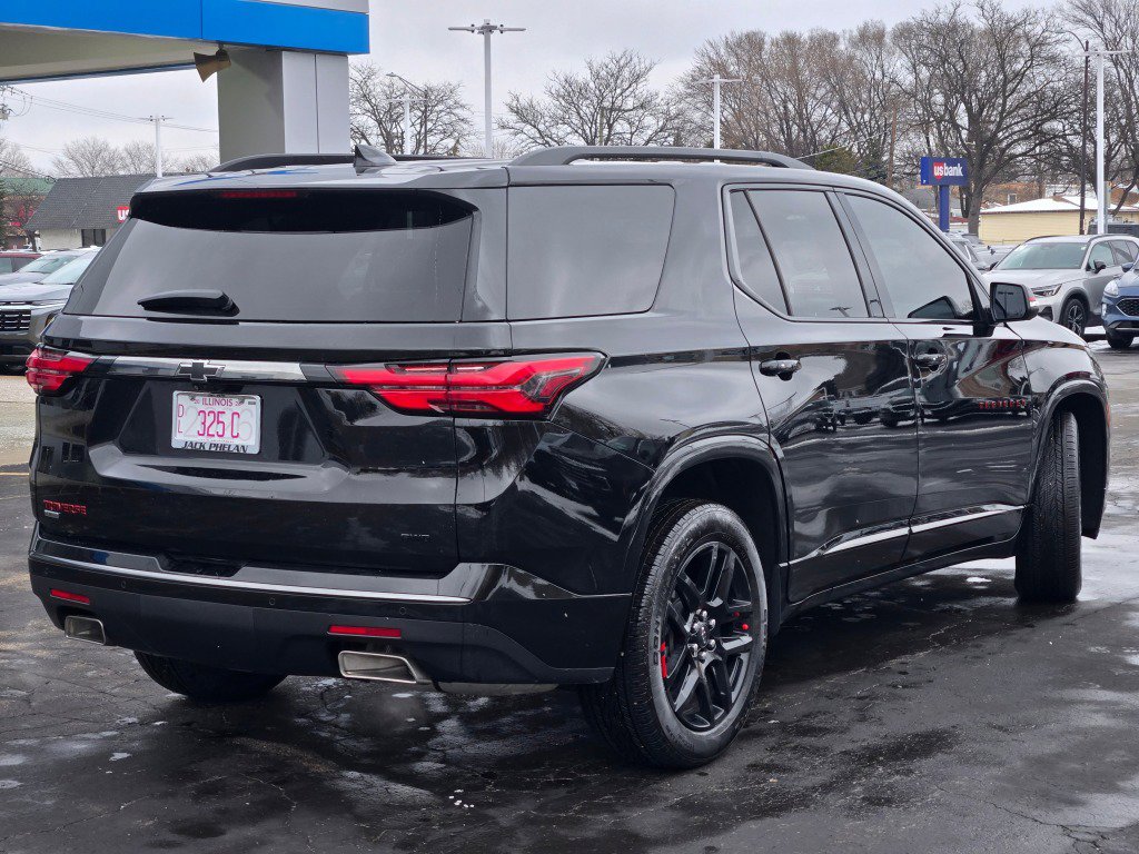 Certified 2024 Chevrolet Traverse Premier w/ Redline Edition image 11