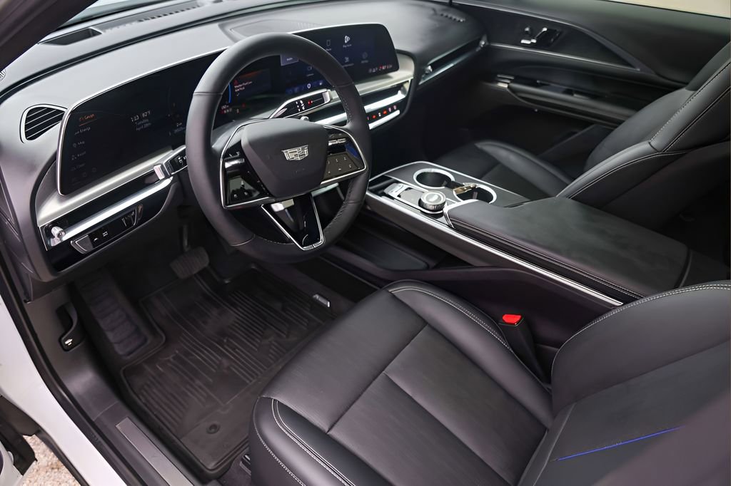 Certified 2024 Cadillac Lyriq Sport AWD/4WD image 11