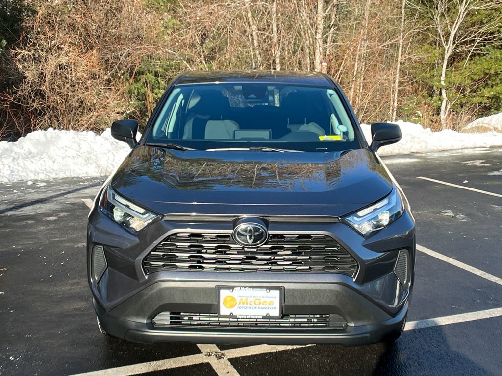 Used 2024 Toyota RAV4 LE image 8