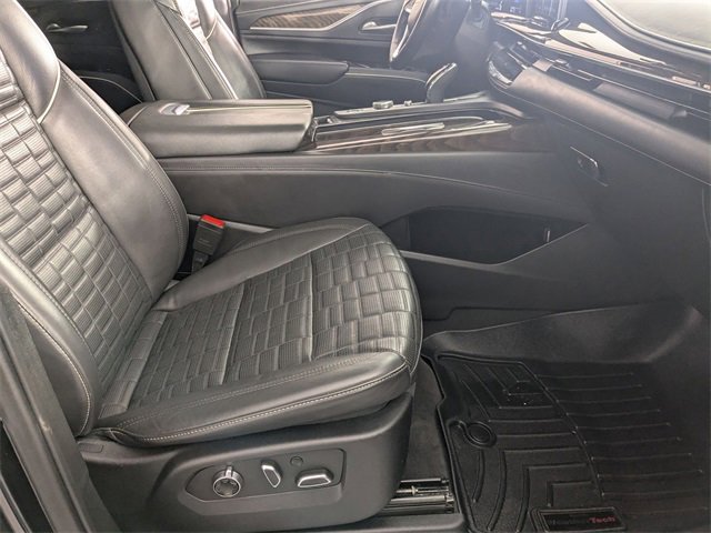 Used 2023 Cadillac Escalade ESV Sport Platinum w/ LPO, ONYX Package image 40