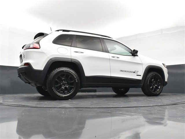 Used 2022 Jeep Cherokee Latitude w/ Sun & Sound Group image 24