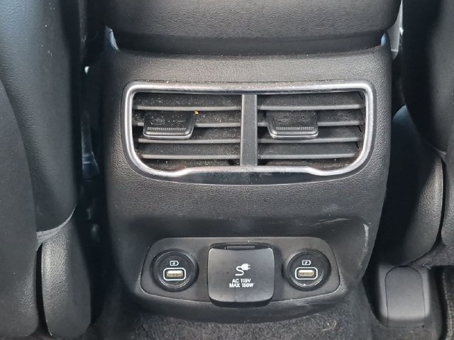 Used 2022 Hyundai Santa Fe Limited FWD image 20