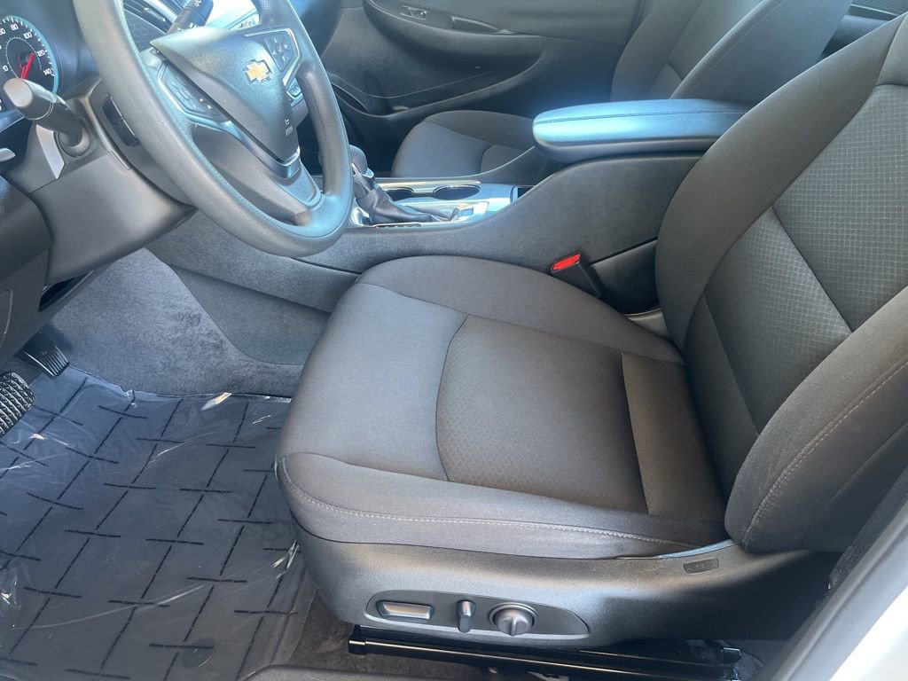 Certified 2025 Chevrolet Malibu LT image 14