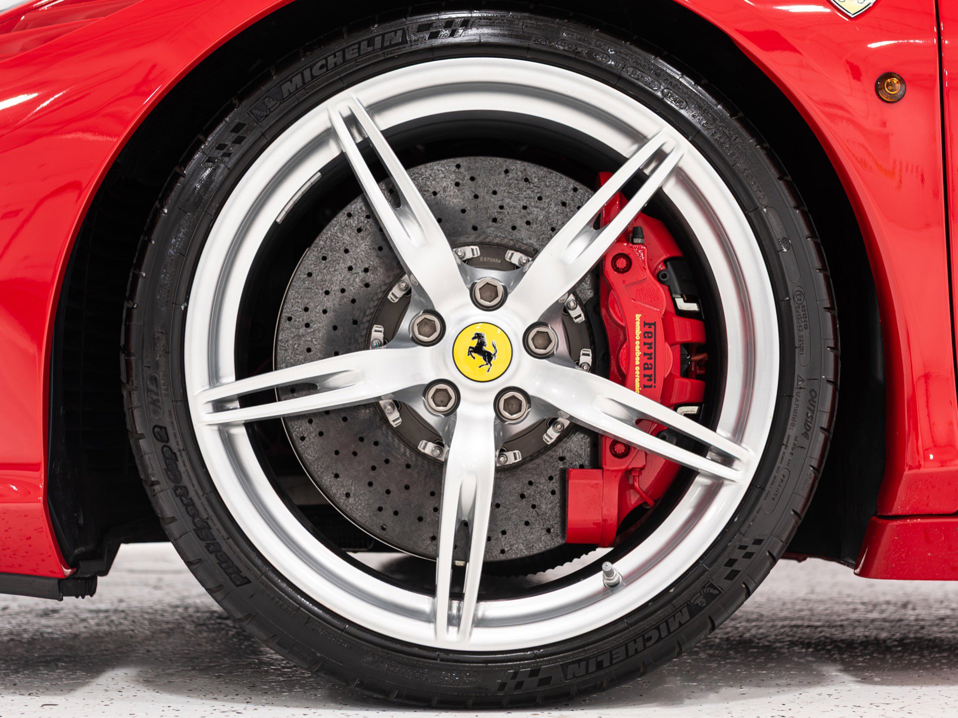 Used 2015 Ferrari 458 Speciale Coupe image 12