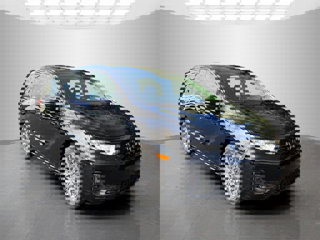 New 2026 Honda Odyssey Touring image 5