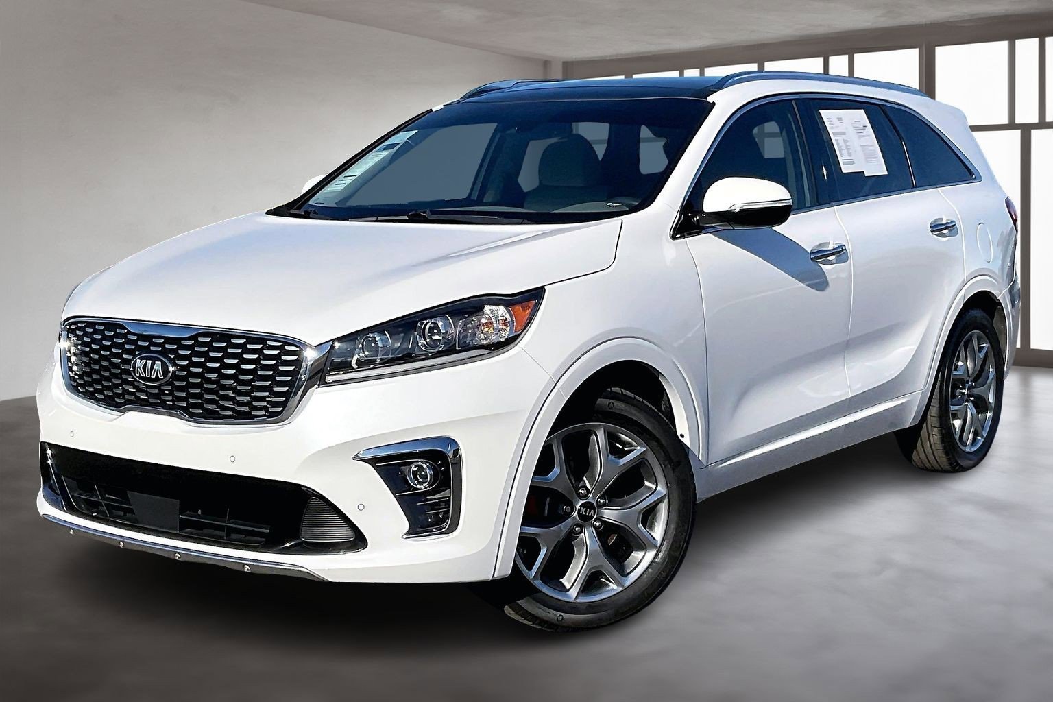 Used 2019 Kia Sorento SX image 3