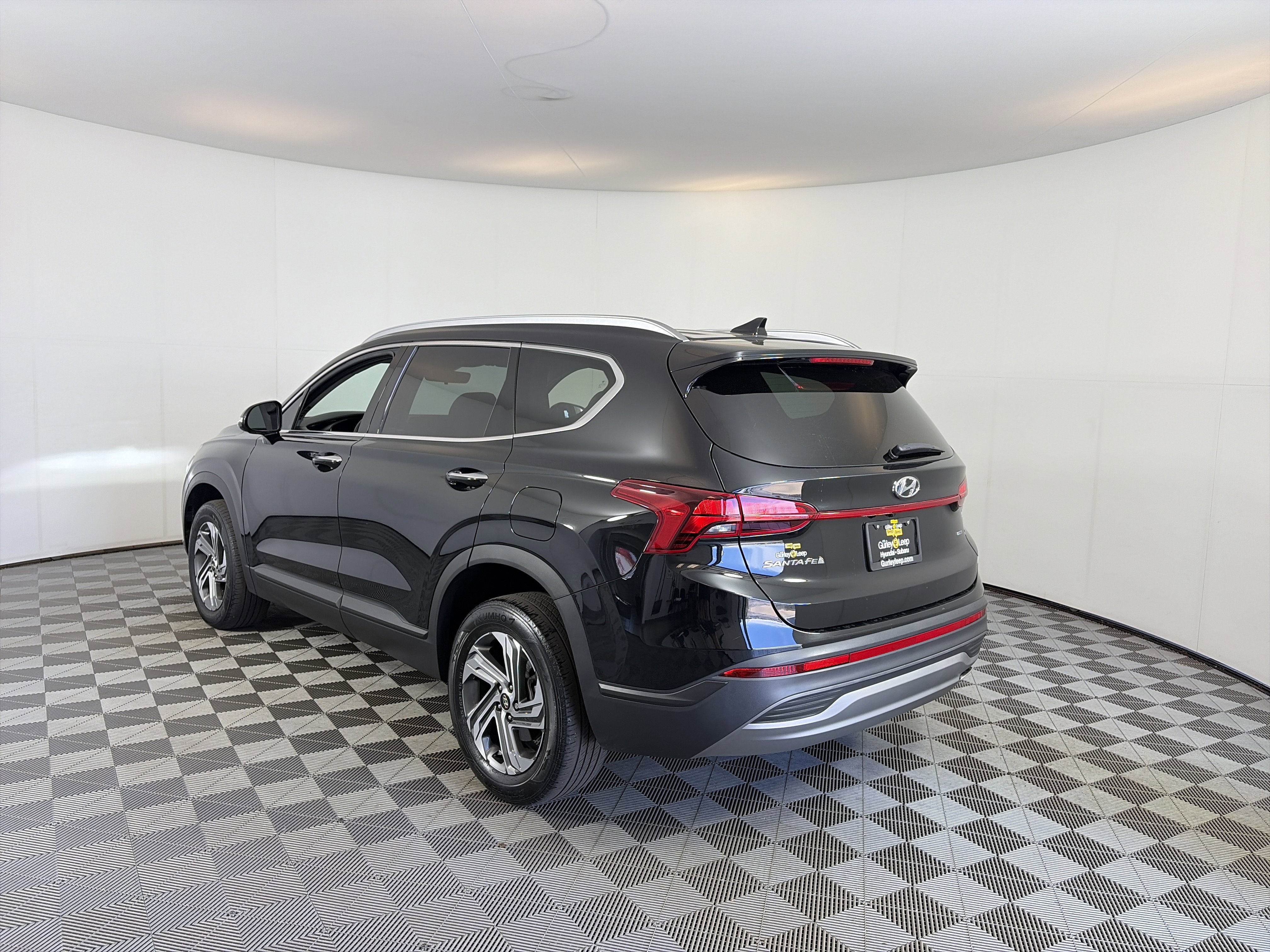 Certified 2023 Hyundai Santa Fe SEL AWD/4WD image 8