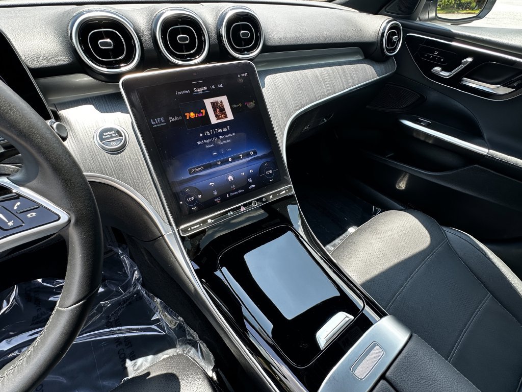 Certified 2025 Mercedes-Benz C 300 4MATIC Sedan image 31