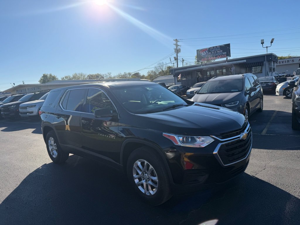 Used 2020 Chevrolet Traverse LS w/ LPO, Floor Liner Package FWD image 2