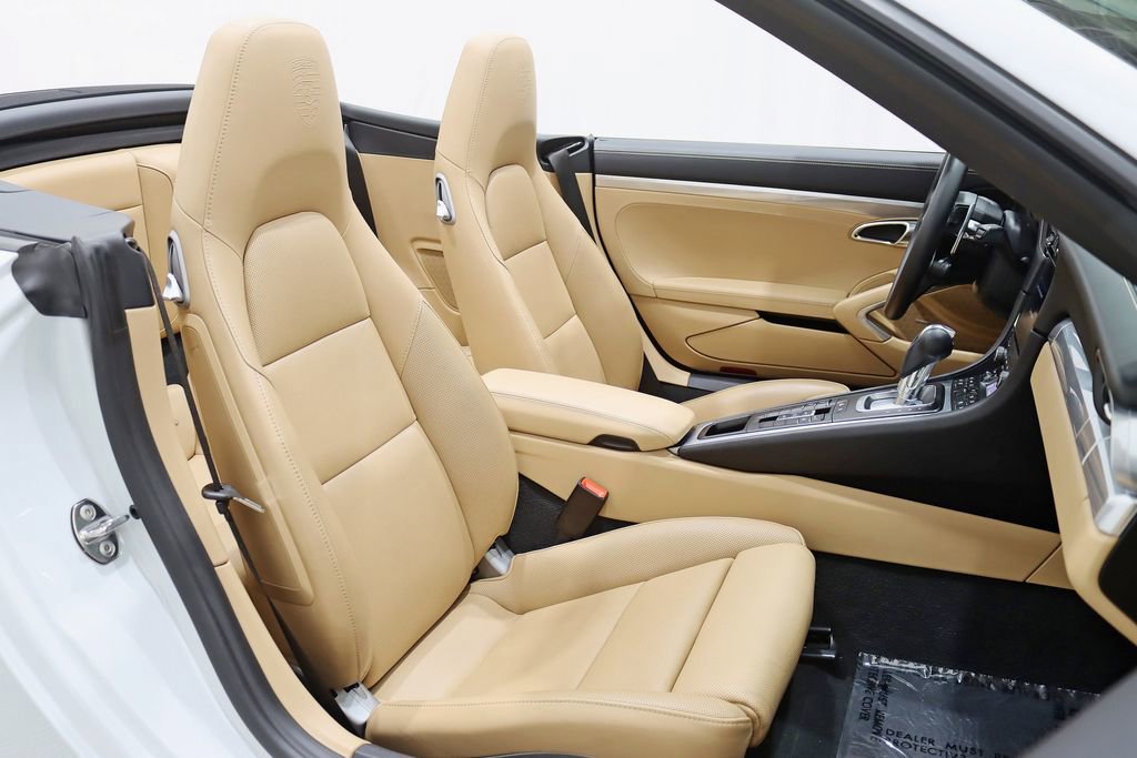 Used 2018 Porsche 911 Turbo image 30