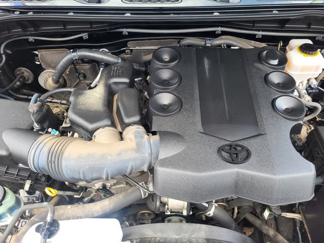 Used 2012 Toyota FJ Cruiser 4WD w/ Upgrade Pkg image 11