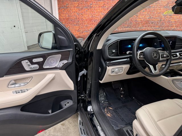 Certified 2022 Mercedes-Benz GLS 450 4MATIC image 9