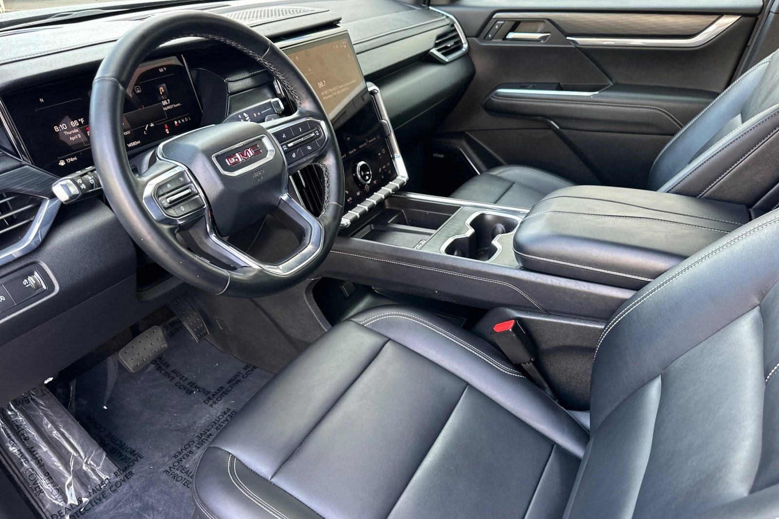 Used 2024 GMC Acadia Elevation w/ Luxury Package image 10