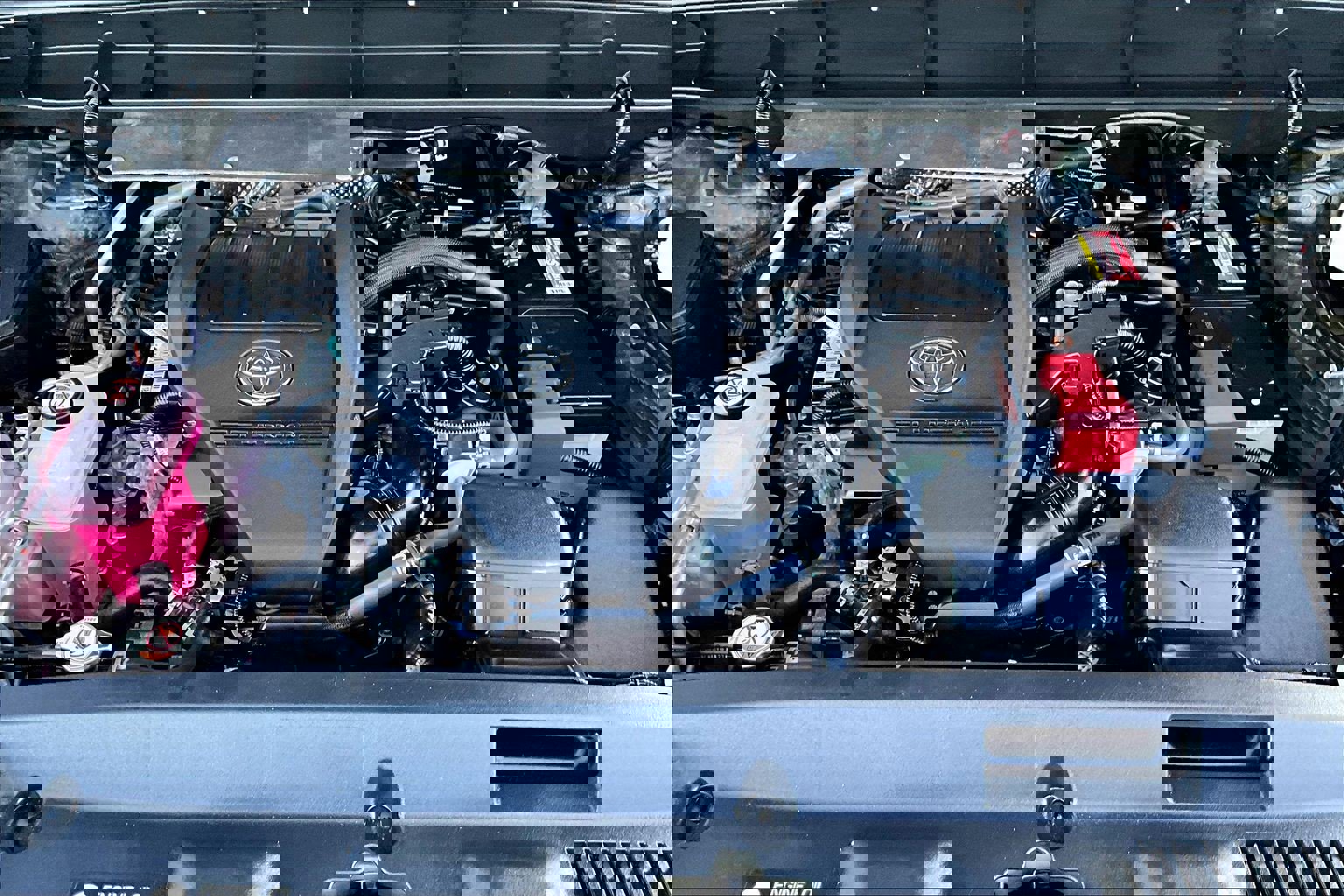 Used 2023 Toyota Highlander Platinum image 10