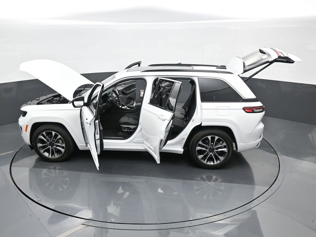 Used 2024 Jeep Grand Cherokee Overland w/ Luxury Tech Group IV image 68