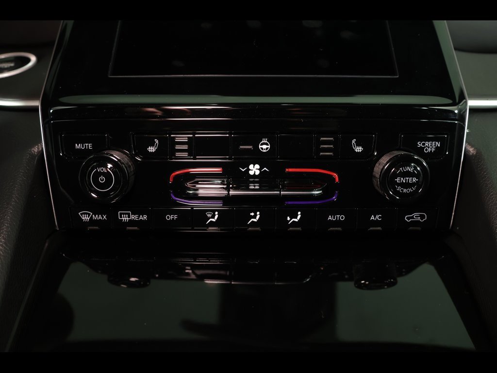 New 2025 Jeep Grand Cherokee Laredo X image 13