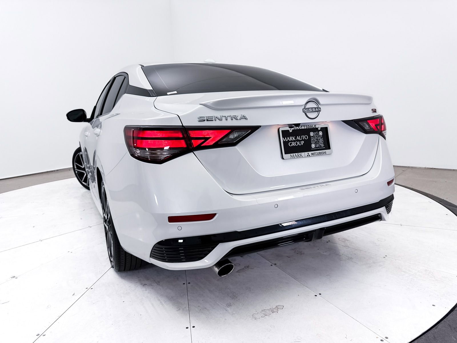 Used 2024 Nissan Sentra SR image 7