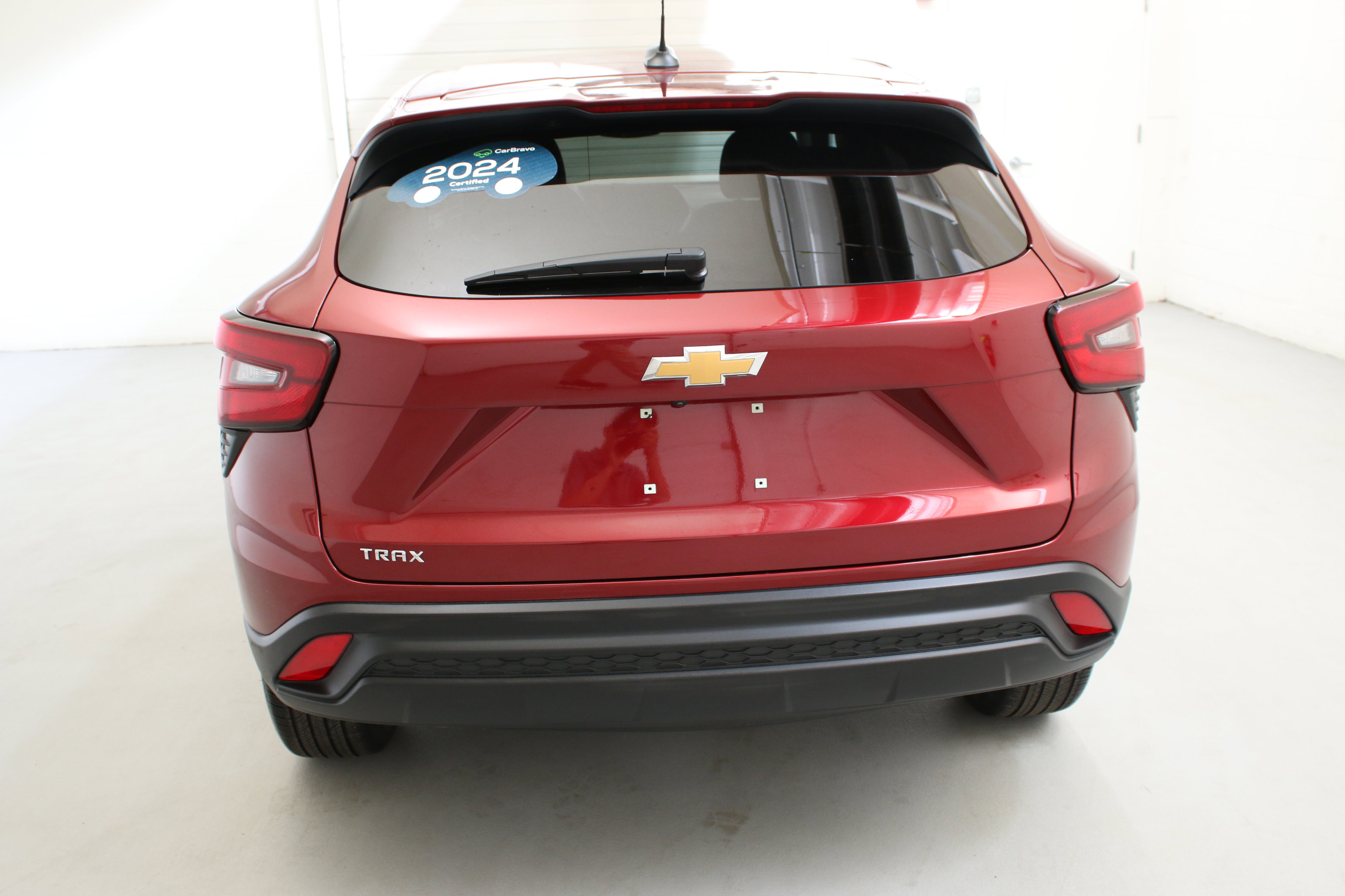 Certified 2024 Chevrolet Trax LS FWD image 8