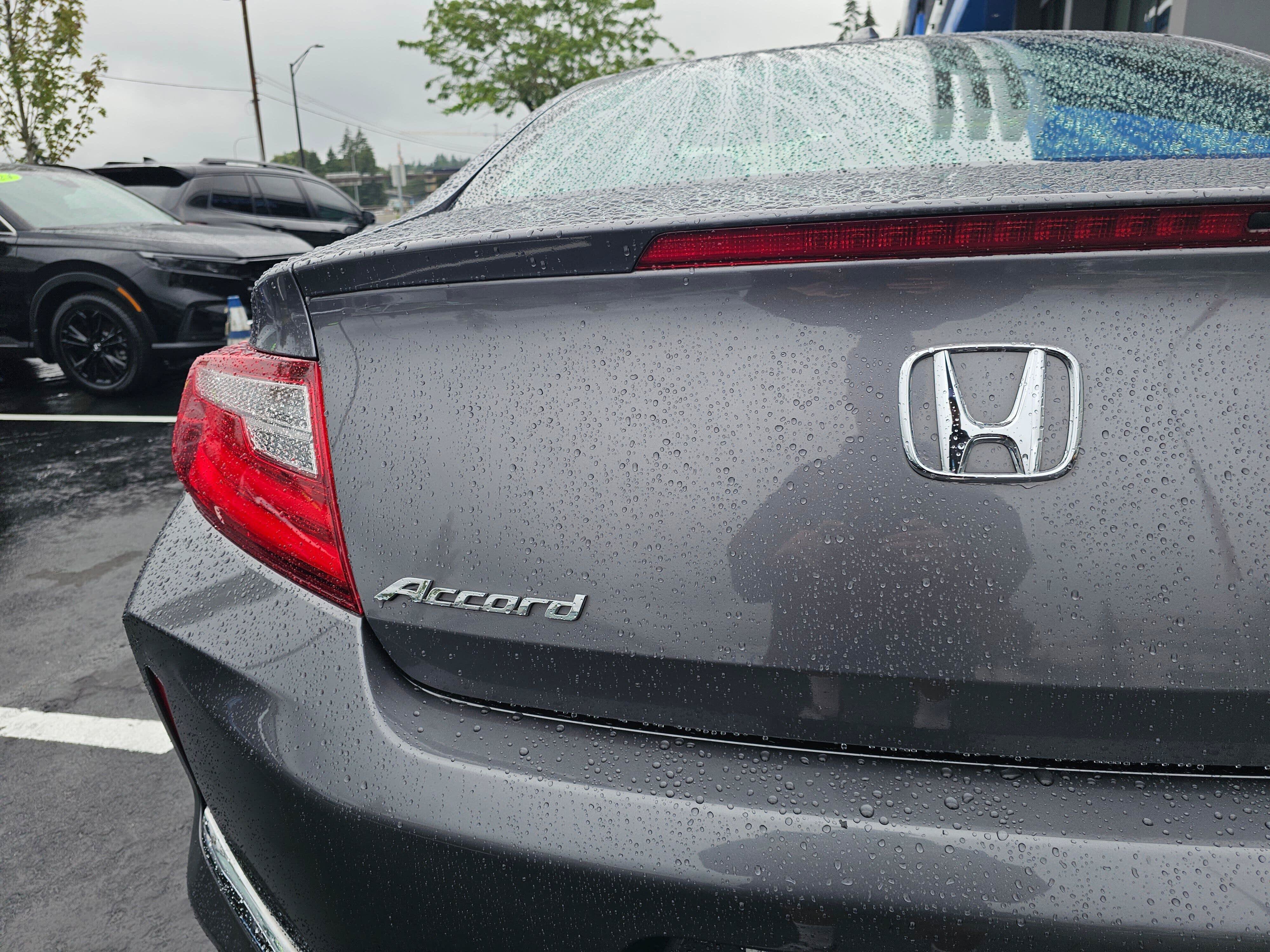 Used 2017 Honda Accord EX-L image 16