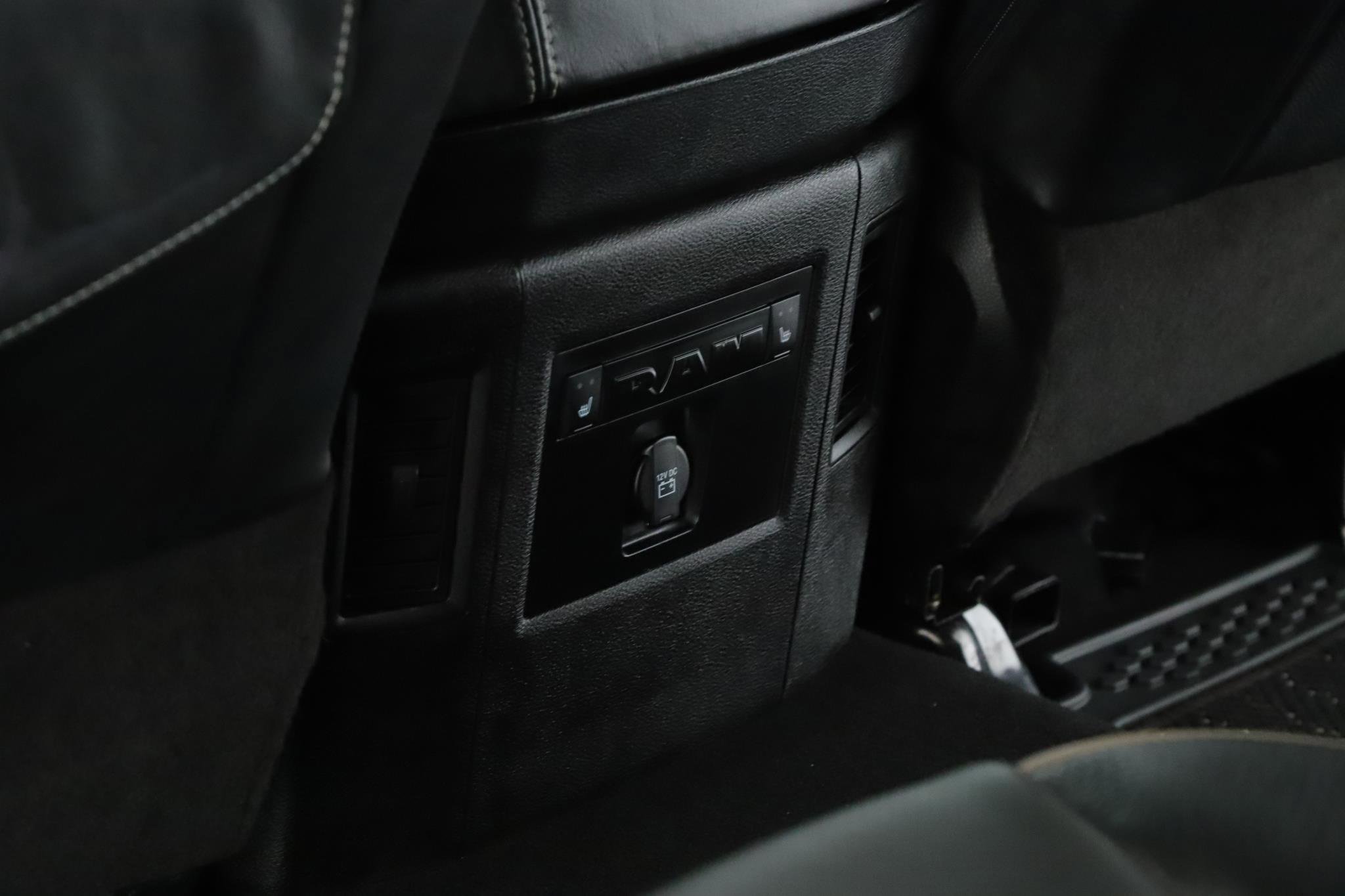 Used 2018 RAM 1500 Limited image 8