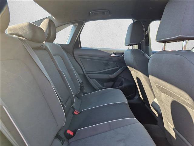 Used 2025 Volkswagen Jetta Sport FWD image 19