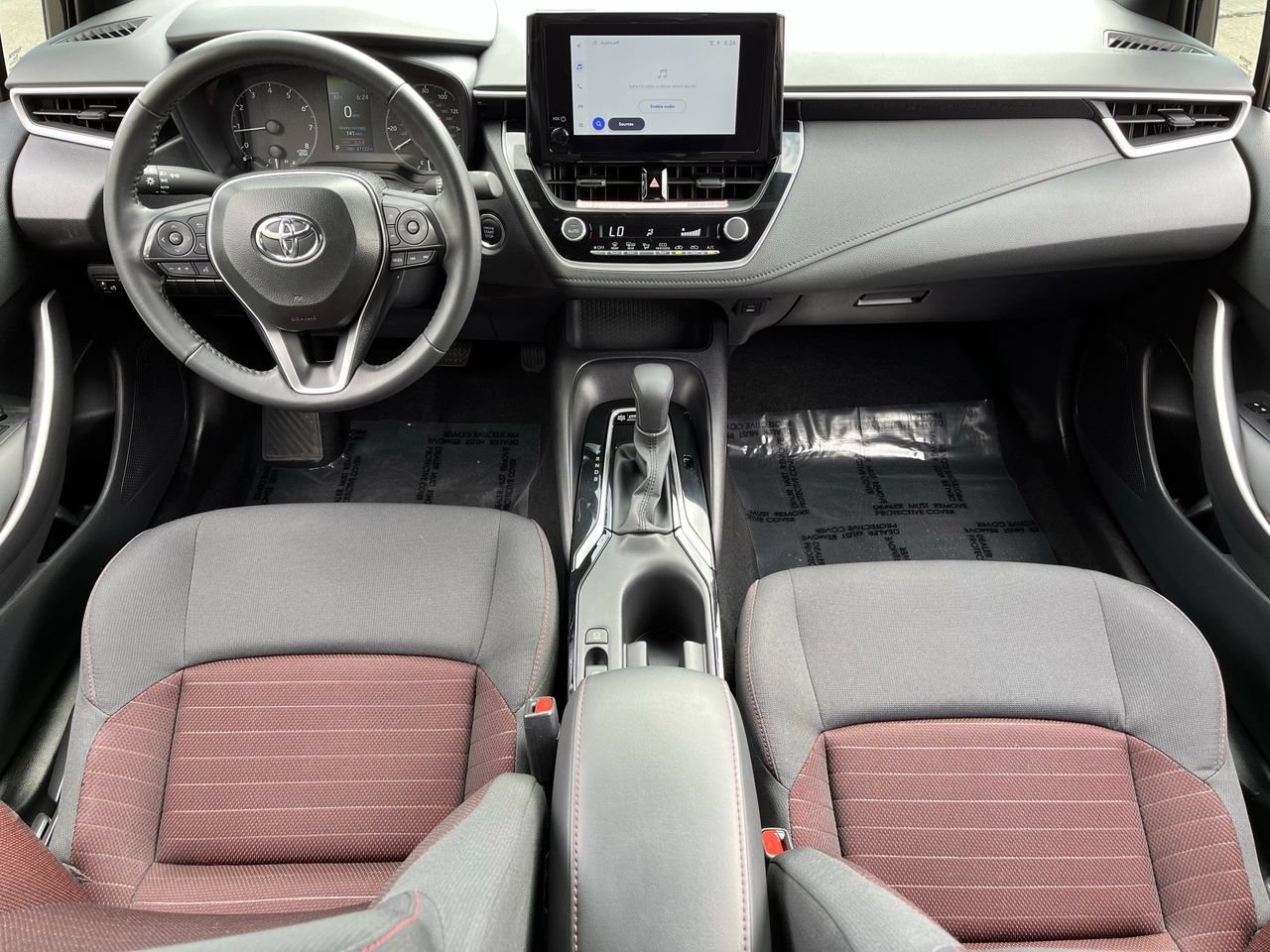 Used 2025 Toyota Corolla SE FWD image 9