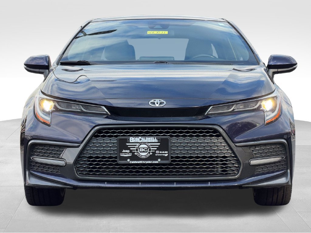 Used 2020 Toyota Corolla SE FWD image 2