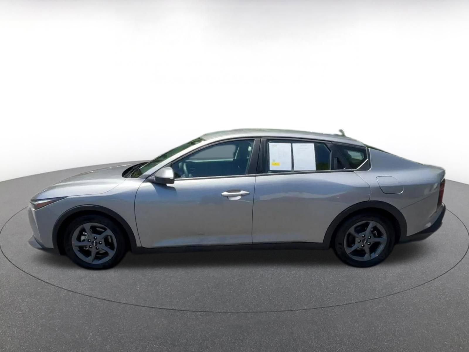 Used 2025 Kia K4 FWD image 9