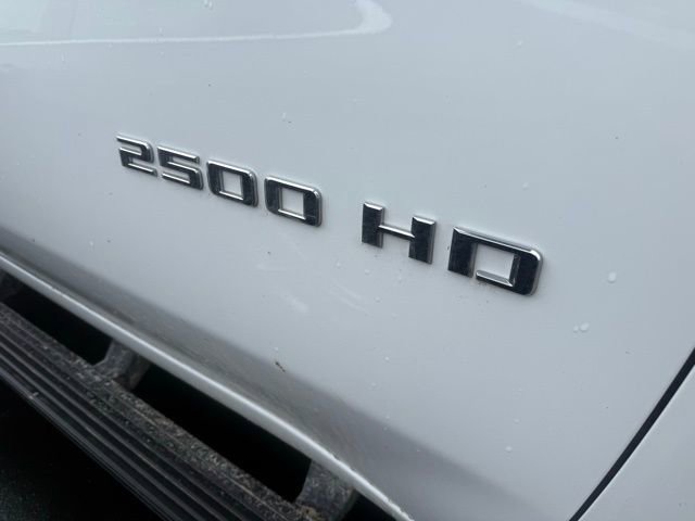 Used 2025 Chevrolet Silverado 2500 Custom w/ Custom Value Package AWD/4WD image 6
